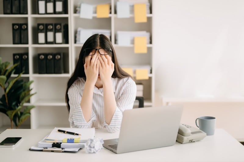 Cách giảm stress nơi công sở - Thực hành kỹ thuật thở sâu Cách giảm stress nơi công sở - Thực hành kỹ thuật thở sâu
