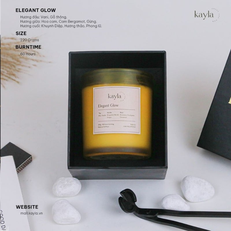 Nến Thơm Elegant Glow Hương Hoa Cỏ