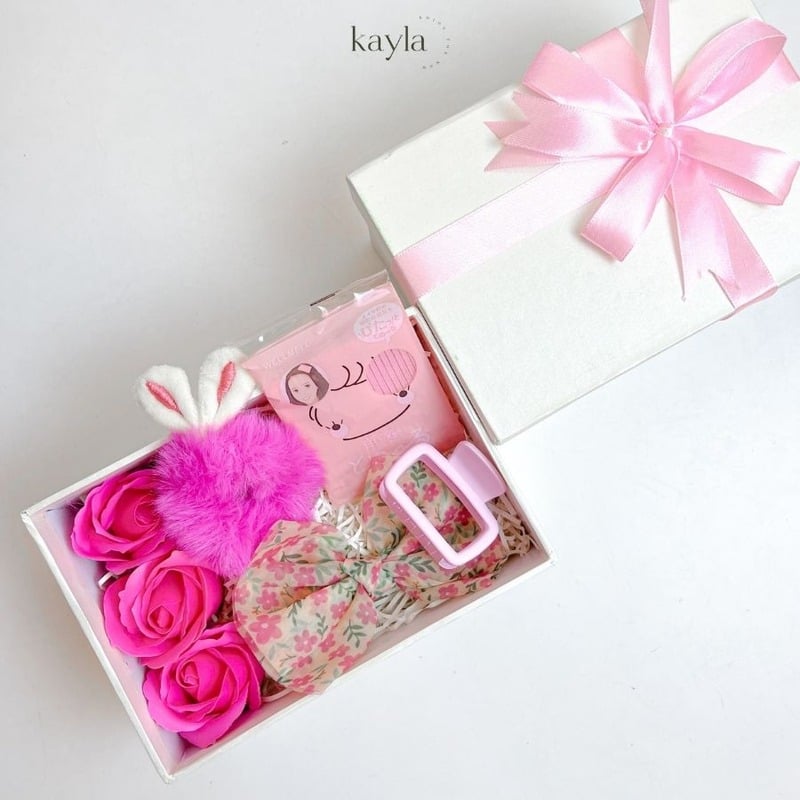 Set Quà Tặng Hồng Nhỏ Bé – Thương Thật Nhiều