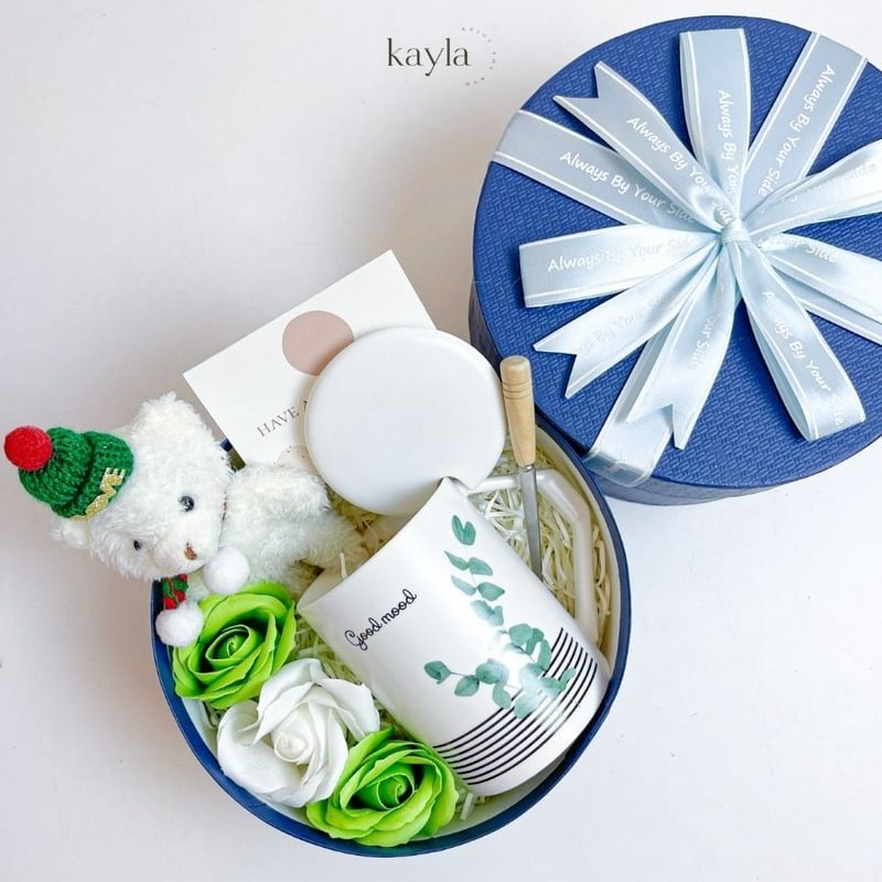 Set Quà Tặng Hộp Gọn Gàng – Quà Đủ Ý