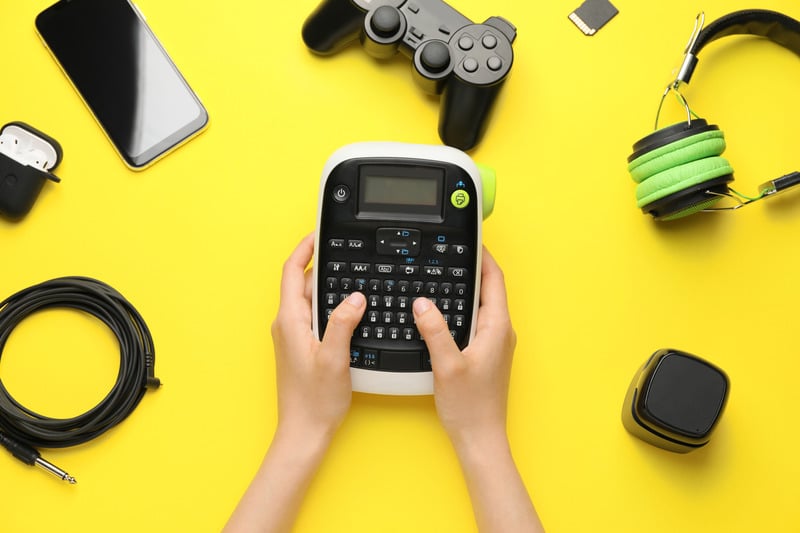 Bàn phím cơ với thiết kế nhỏ gọn và tính năng độc đáo