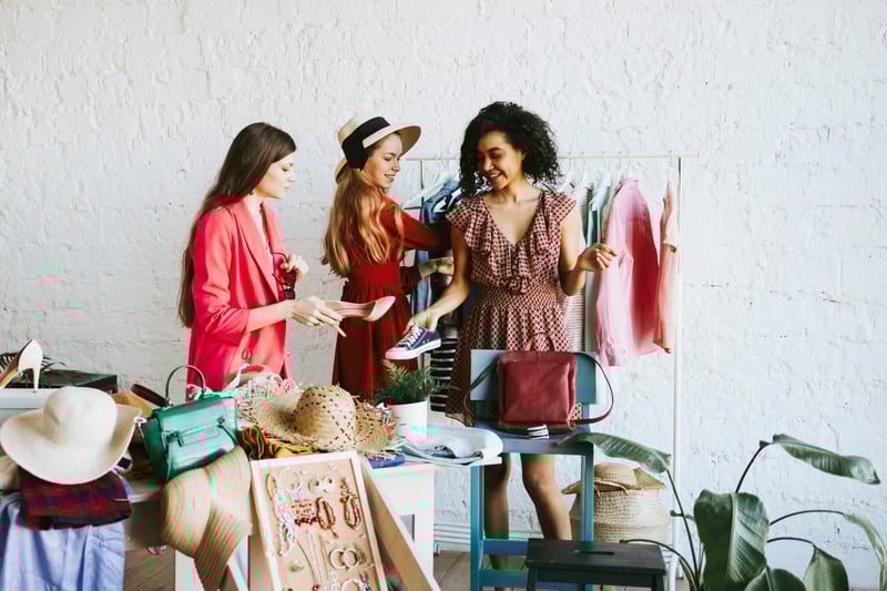 Sản phẩm thời trang độc đáo, nổi bật cho ngày khai trương Sản phẩm thời trang độc đáo, nổi bật cho ngày khai trương