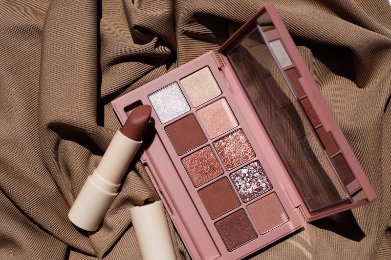 Những mẹo bảo quản và sử dụng phấn mắt shimmer đúng cách