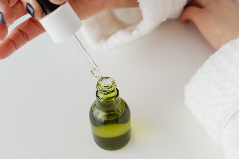 Đặc điểm chung của serum phục hồi cho da bị mụn
