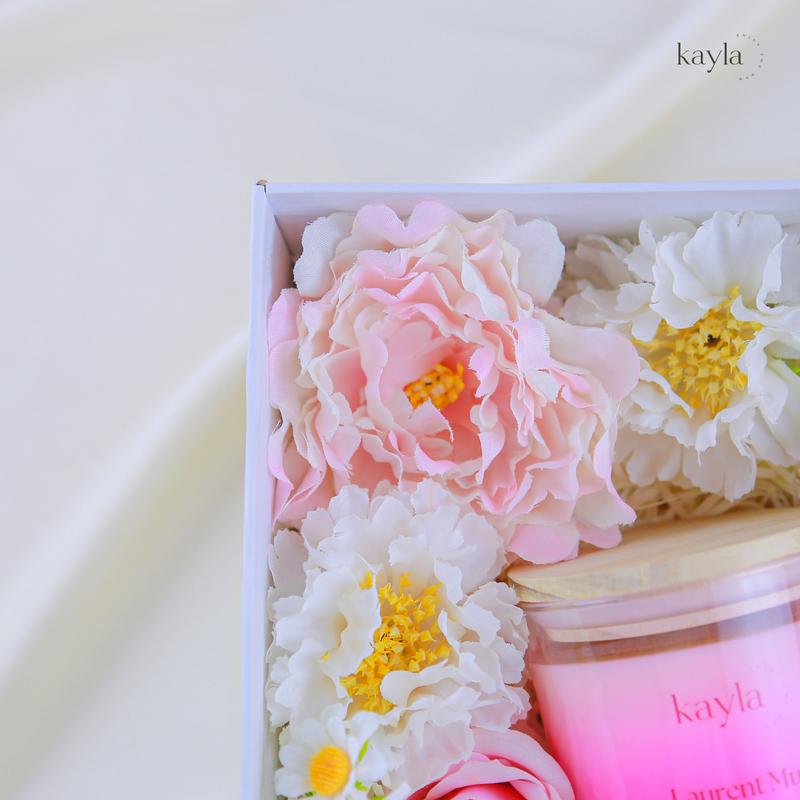 Set Quà Nến Thơm Laurent Muse Hồng Dịu