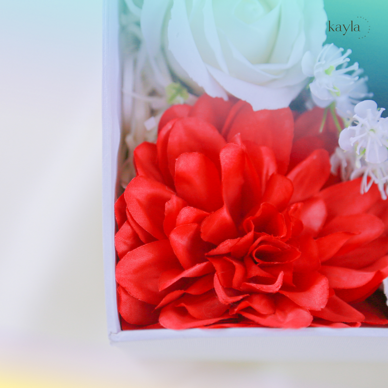 Set Quà Nến Thơm Le Labo 33 Black Rose
