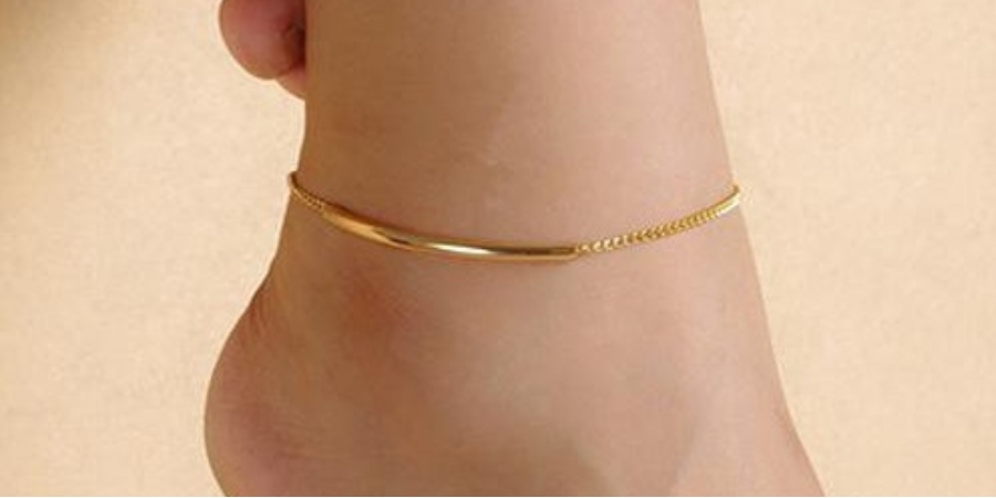 bạn trai tặng lắc chân có ý nghĩa gì