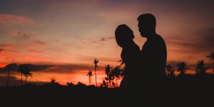 con trai thích bạn gái mình như thế nào